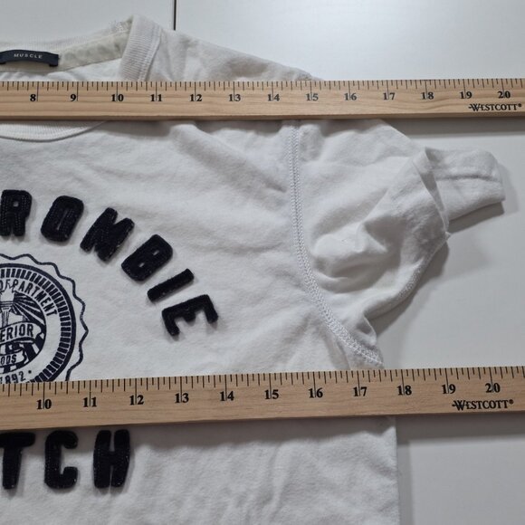 Abercrombie & Fitch Muscle T Shirt Men S White Felt Logo Applique SS Preppy Y2K - Picture 5 of 12